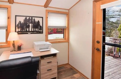 Carroll Casa | Great roomy home for entertaining just a few miles from Bretton Woods.