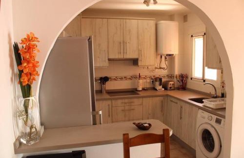 La Parata Apartamento | Great sea view, pool & parking