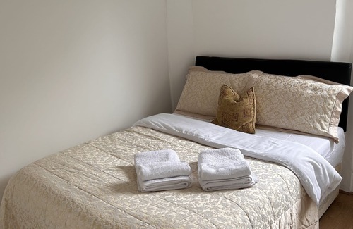 De Beauvoir Apartamento | great space to help with relaxing, Go see the sights of beautiful London Town.