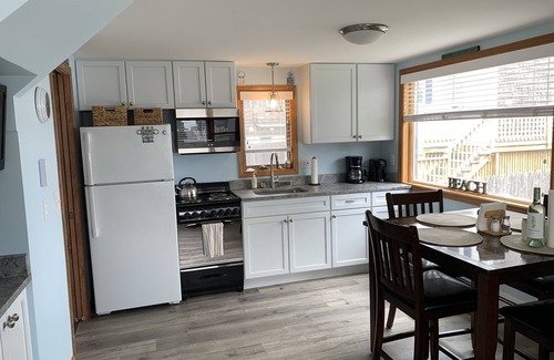 Ogunquit - Wells Cabaña | Great Spot! Moody Beach, PRIVATE BEACH!!