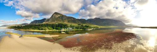 Voelklip Casa | Great spot with a view in Hermanus , South Africa