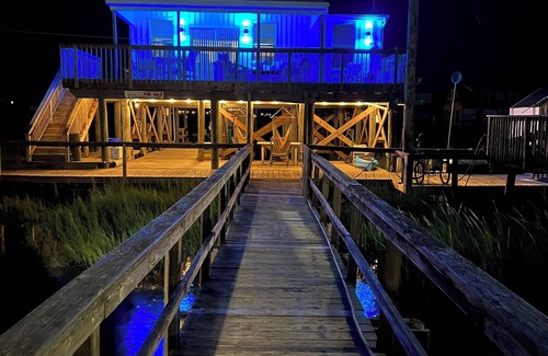 Green Creek Casa | Great Striper Fishing!!! Bay Front Cottage Enjoy your Private Dock.