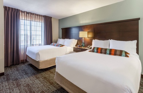 Davenport Condominio | Great Suite in Davenport | Free Breakfast, Free Wi-Fi, Indoor Pool + Hot Tub