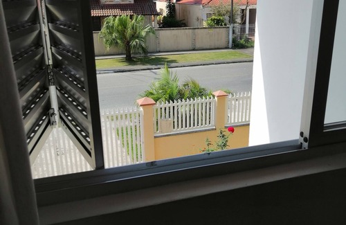 Caioba Casa | Great townhouse on the best beach in Caiobá, 03 bedrooms, Wi-Fi, air conditioning.
