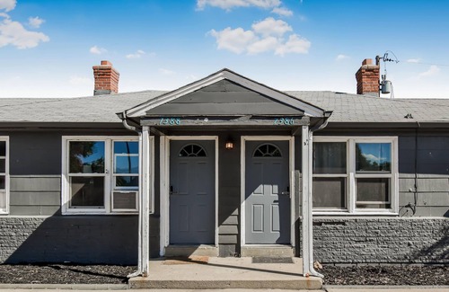 Dupont Apartamento | Great Updated King Bed Near Denver Fun/Sports/Music