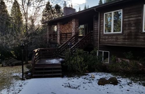 Lake Almanor Country Club Casa | ¡Gran escapada multifamiliar dentro del Lake Almanor Country Club!