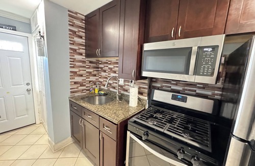 Anacostia Apartamento | Great Value 2BR Apartment in DC near transportation