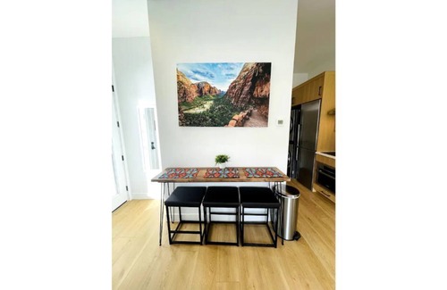 Hurricane Casa | Great Value! Comfy Classy Casita! Kitchen & W/D