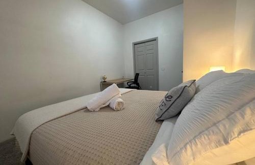 Rotterdam Apartamento | GREAT VALUE Luxe Style Queen Beds WD Parking