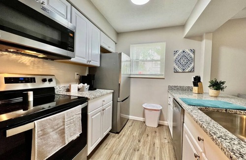 Middletown Apartamento | Great Value New Middletown Apartment Free Laundry