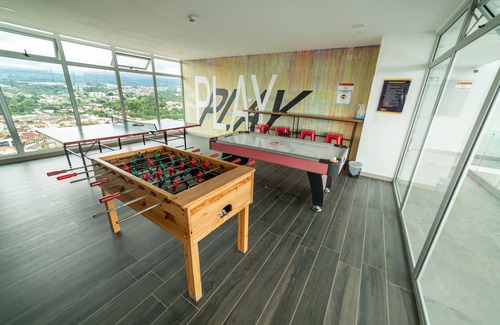 San Pedro Apartamento | Great Veiws 17th Floor IFreses! WiFI, A/C, Pool.