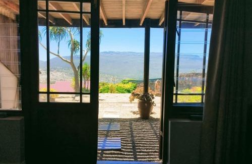 Fish Hoek Cama Y Desayuno | Great views from your own private entrance - Fish Hoek