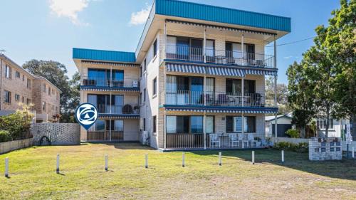 Bongaree Casa | Great Views, Ground Floor Unit
