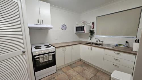 Bongaree Casa | Great Views, Ground Floor Unit