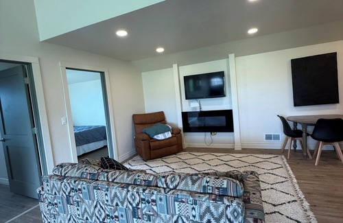 Sheridan Casa | Great views!