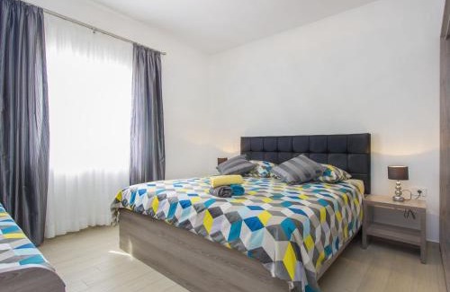 Grebastica Villa | Grebastica Poolside Villa