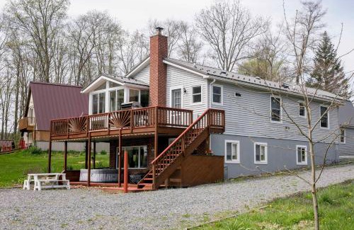 Bradford Casa | Green Acre on Lamoka Lake