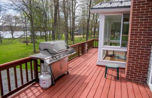 Bradford Casa | Green Acre on Lamoka Lake