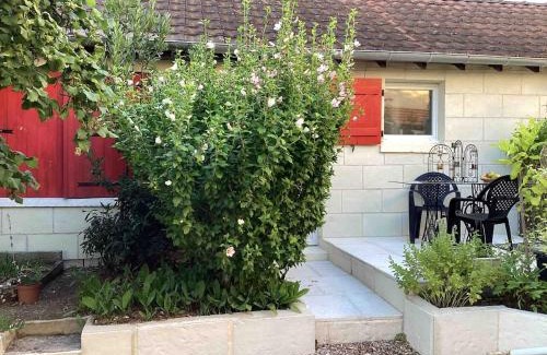 Loches Apartamento | Green and quiet studio