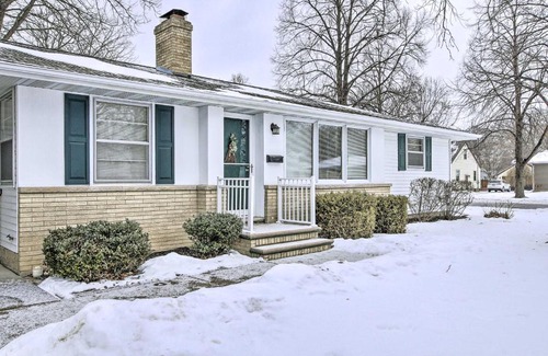 Green Bay Casa | Green Bay Home 3 Blocks to Lambeau Field!