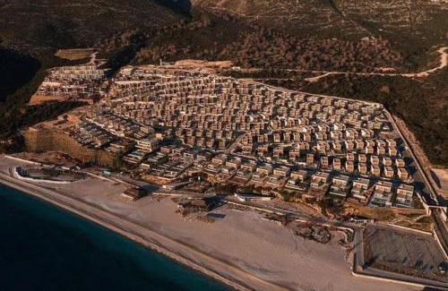 Jala Casa | Green Coast Escape
