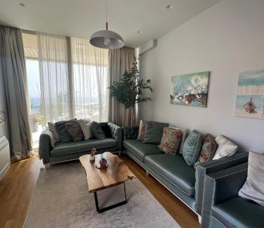 Jala Casa | Green Coast Palase 241