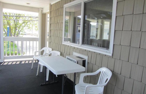 Old Orchard Beach Hotel | Green Dolphin Motel