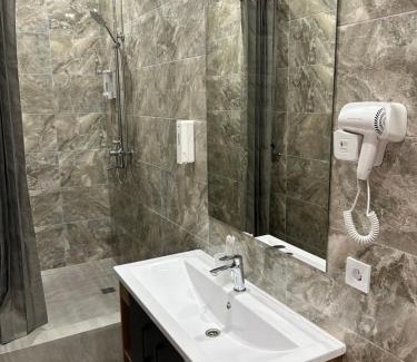 Pavlodar Hotel | Green Forest Hotel
