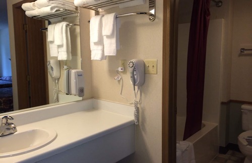 Branson Hotel | Green Gables Inn