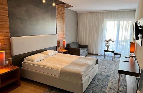 Raszyn Complejo | Green Garden Hotel