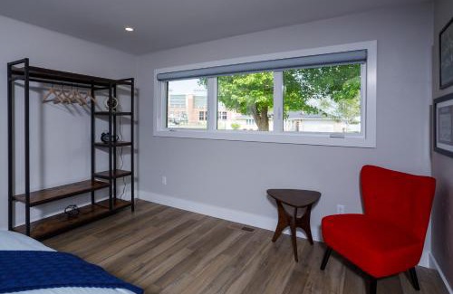 Ashwaubenon Casa | Green Getaway by Simple Life Rentals