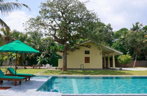 Galle Complejo | Green Hideaway - Villa with Private Pool, 8 mins to Galle Fort