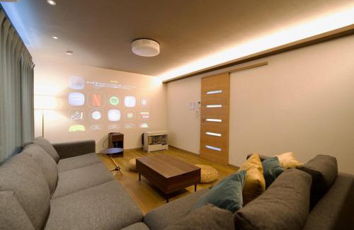 Minami Casa | Green Hills Sapporo 5 bedroom 10 beds 2 bath 2 free parking spaces