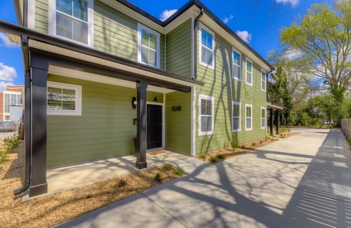 Columbia Apartamento | Green House @ Township - Unit B | 3BR 3BA