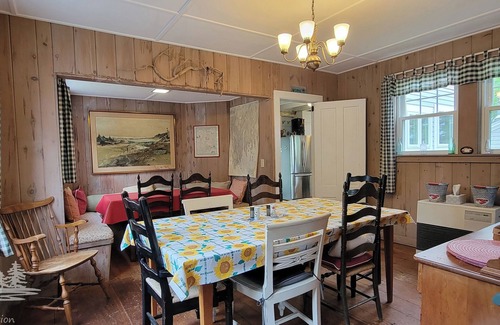 East Boothbay Casa | Green Landing | Waterfront | Family Retreat