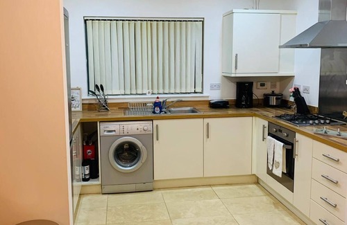 Aveley Apartamento | Green Lantern, Private En-suite Double Room, Garden and Free Parking