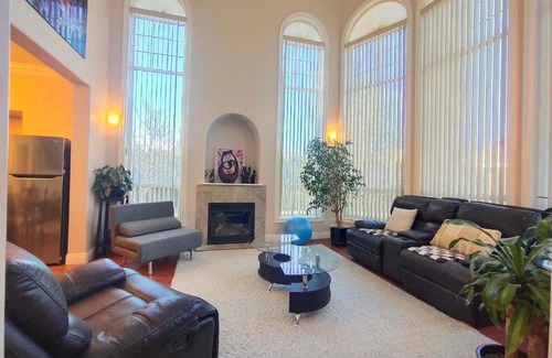 West Kelowna Estates Casa | Green Leaf B&B