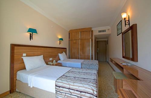 Marmaris City Center Hotel | Green Nature Resort and Spa