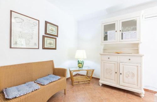 Monte Petrosu Apartamento | Green Oasis - 2 Min Walk from Cala Girgolu