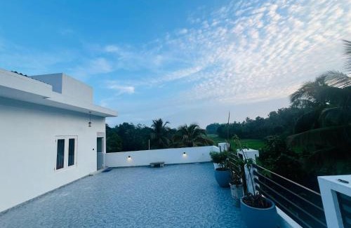 Wanchawala Casa | Green Paddy House