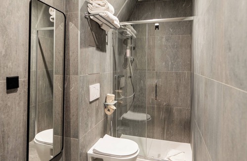Combat Hotel | GREEN PARK HOTEL PARIS