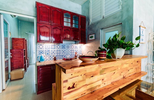 Nhat Tan Casa | Casa privada verde para soñadores