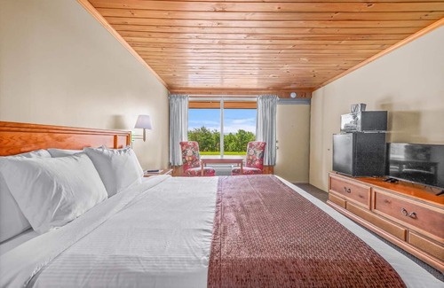 Saluda Hotel | Green River Lodge