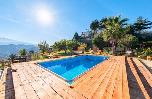 Motta Camastra Apartamento | 'Green' Room with Mountain View, Shared Pool and Terrace