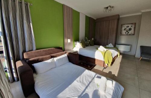 Rustenburg Cabina | Green Side accommodation