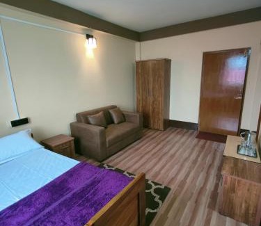 Karsiyang Casa | Green Tara Homestay