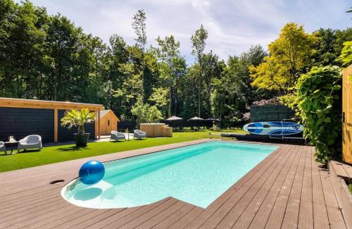 Zeewolde Casa | Green Tiny House with shared pool