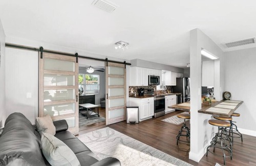 Bayshore Gardens Casa | Green Vacation Home. Heated Pool+Spa