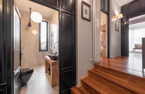 Cluj-Napoca Casa | Green Villa by the Lake