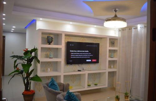 Mendoza Apartamento | Green Vista Luxury Apt - 20 mins Airport, Beach